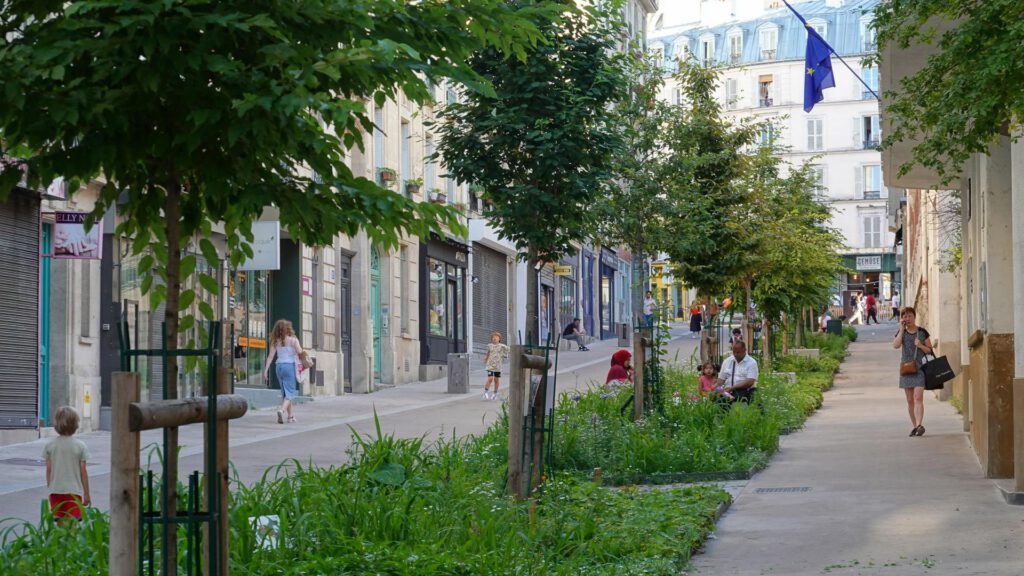 Beispiel für eine Stadtbegrünung in Paris, Fotoquelle ist Deutschlandfunk